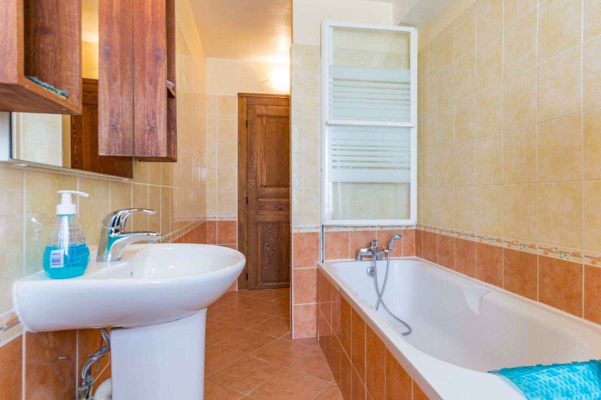 Maison Chaleureuse A Eringes Avec Jardin Et Parking Inclus 외부 사진