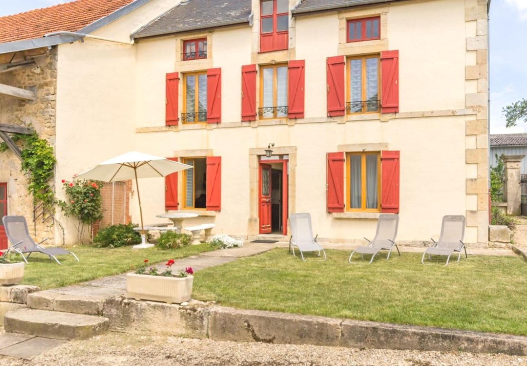 Maison Chaleureuse A Eringes Avec Jardin Et Parking Inclus 외부 사진